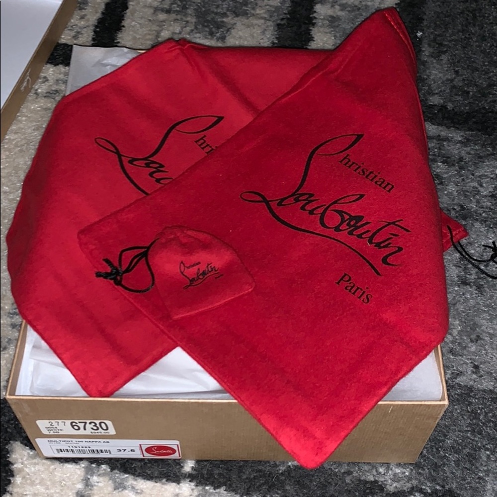 SOLD Gorgeous Christian Louboutin white sandals!! - Picture 6 of 7